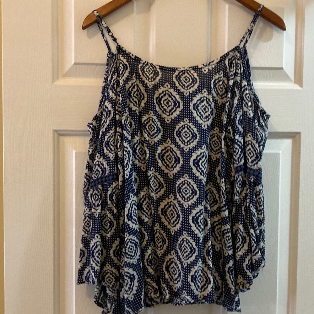 **Bundle** 2 for $17! Red Camel Cold Shoulder Blouses - Two (XL) - Picture 3 of 5